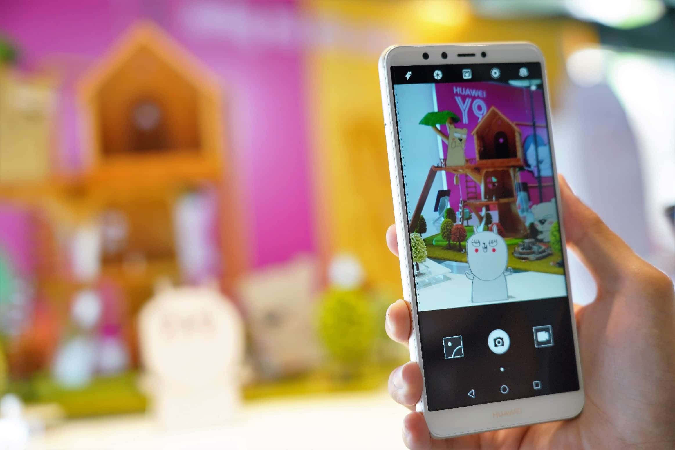 Top 5 Longest Battery Life Smartphones in Pakistan in 2018