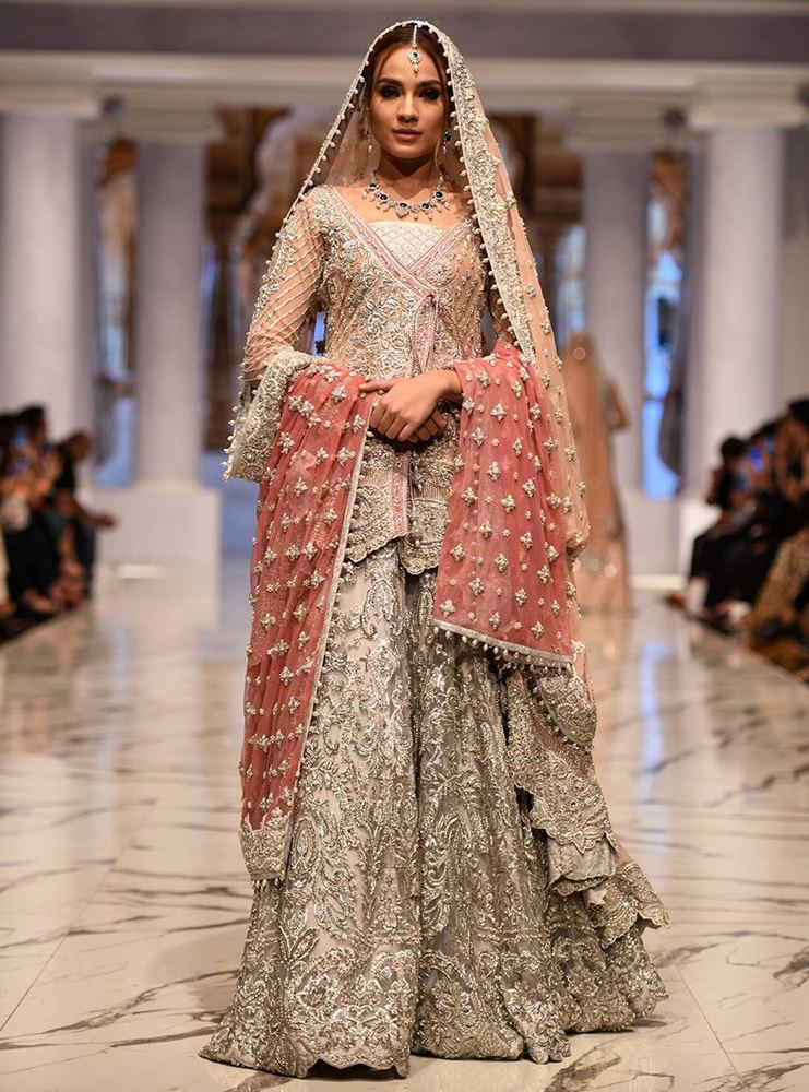 Pakistani Wedding Dresses By Famous Fashion Designers